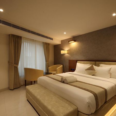 Royal Plaza Suites By Rak Rooms, Mangaluru Εξωτερικό φωτογραφία