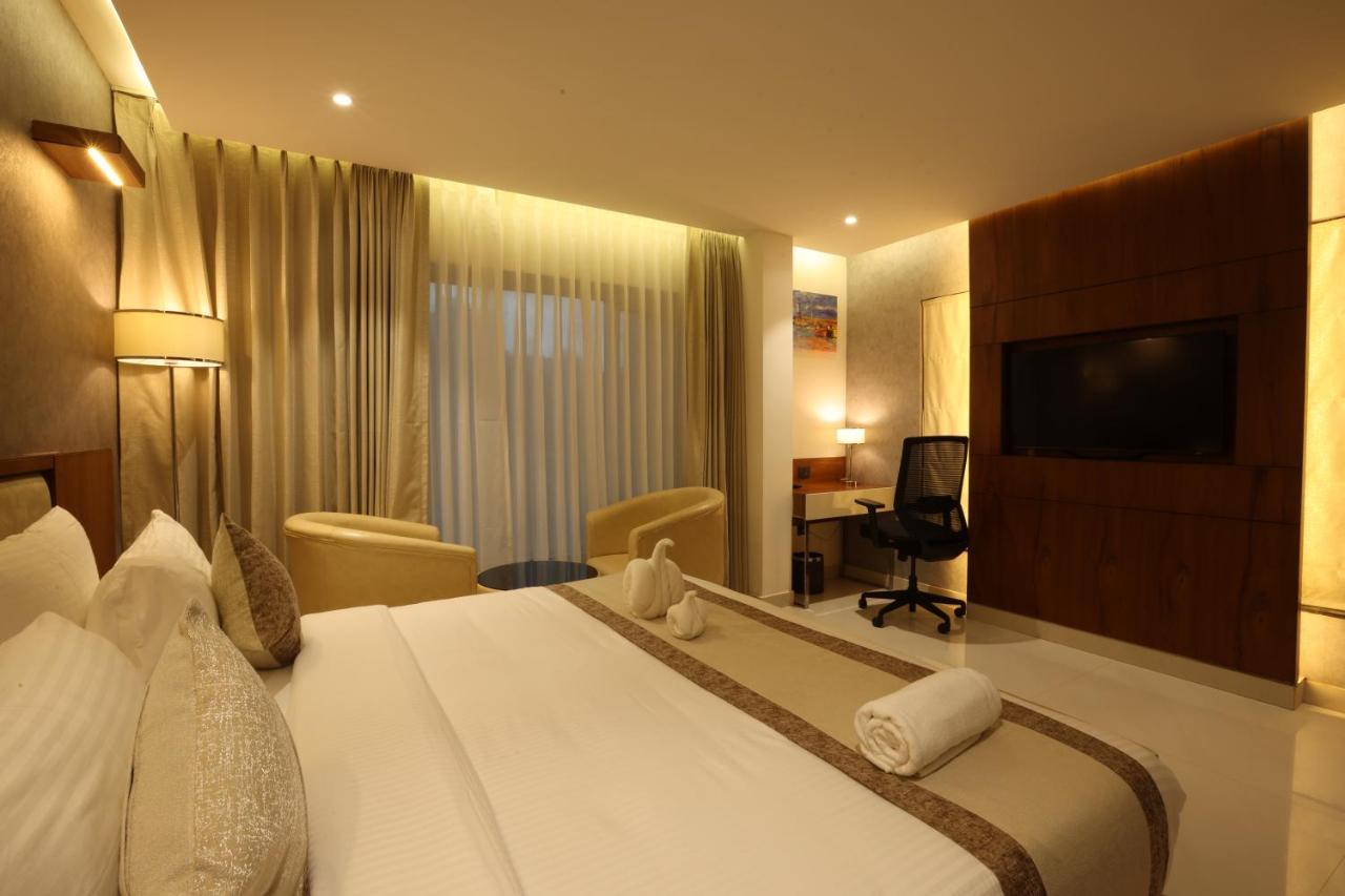 Royal Plaza Suites By Rak Rooms, Mangaluru Εξωτερικό φωτογραφία